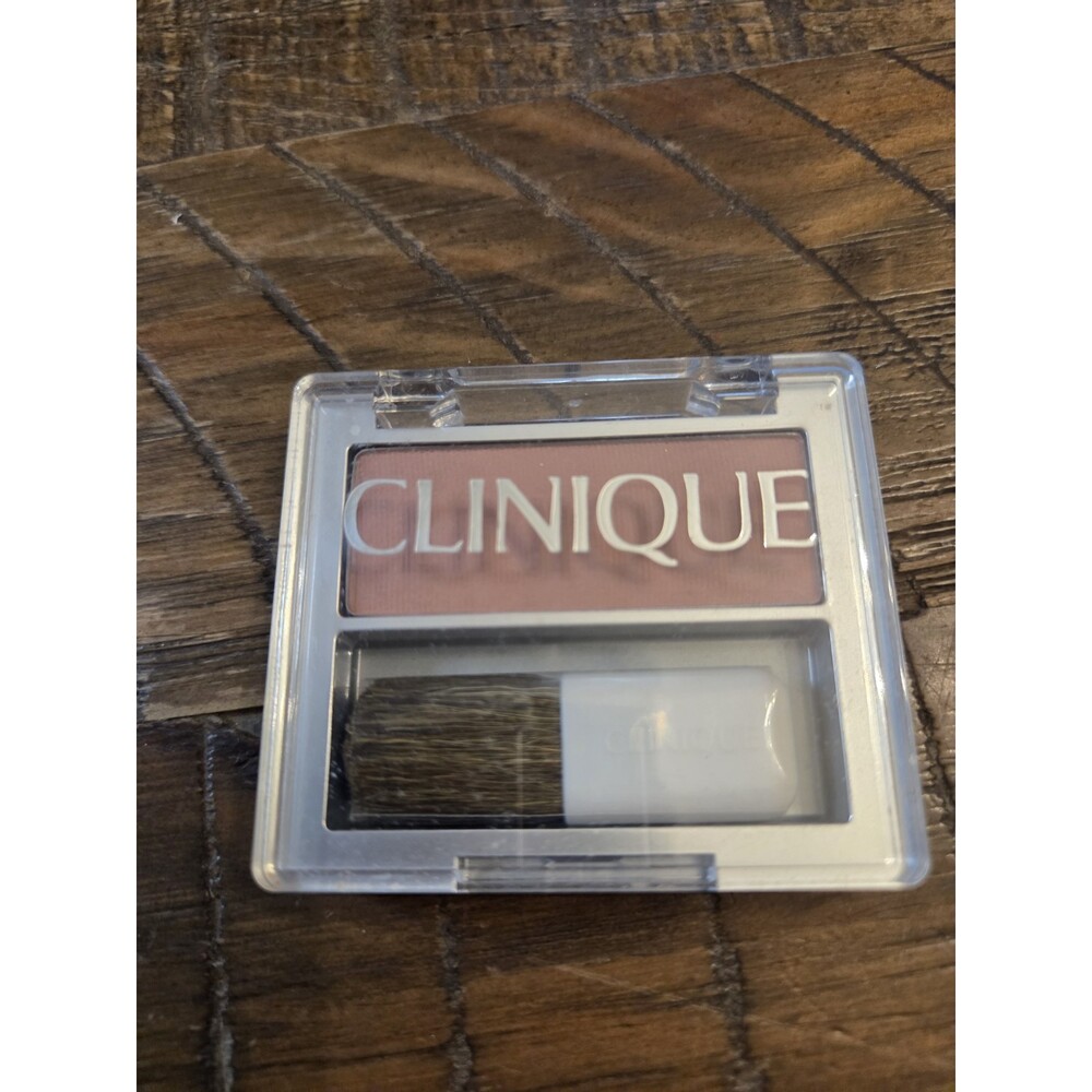 Clinique Soft-pressed Powder Blusher New Clover .07oz